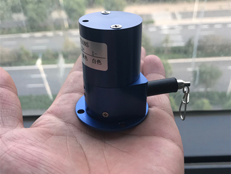 ΢������������Ʒ�������Kλ�Ƃ������|���õďS��