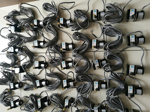 ��ˮλ�Ƃ�������ˮ��ʹ�õĽӾ��Р�r�����