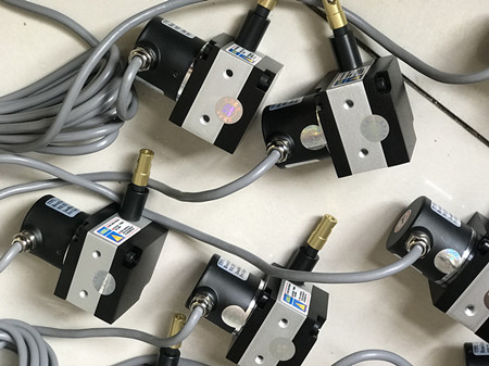 ���Kʽλ�ƾ��a�����x��ηN��̖�ϑ�ԓע���Ď��c��  